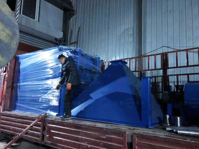 天津制藥廠濾筒除塵器發(fā)貨 天津制藥廠濾筒除塵器發(fā)貨