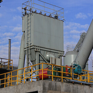 水泥廠如何選擇布袋除塵器？